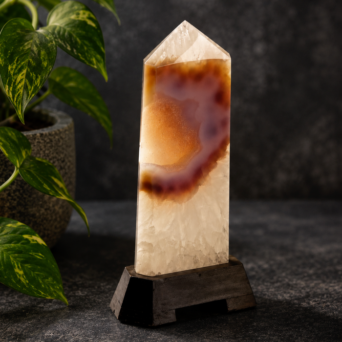 Agate Druzy Point /Wood Base